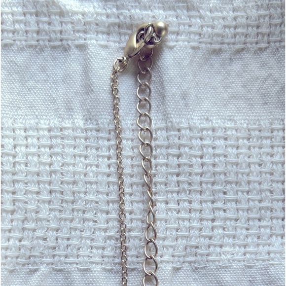 Pineapple Necklace Gold Yellow + Green - Picture 3 of 6